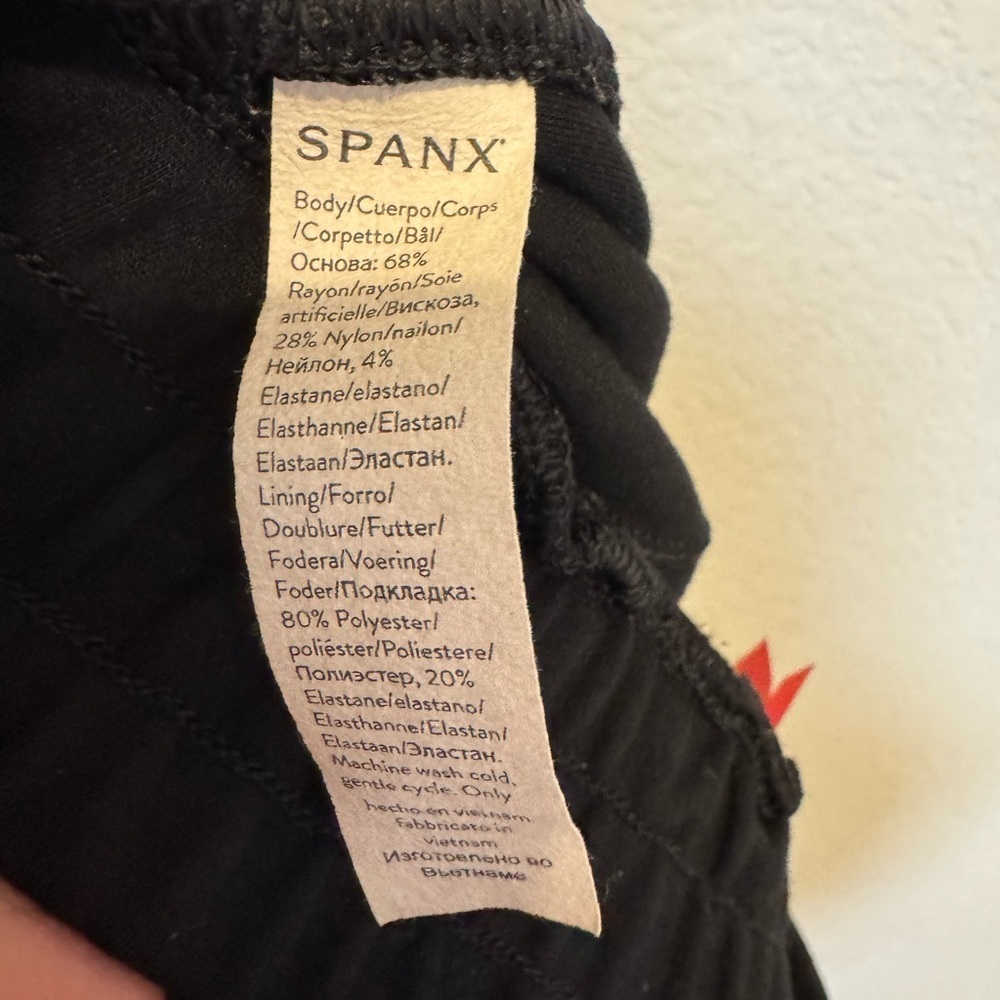 Spanx Perfect Pant Joggers in Black - Picture 8 of 9